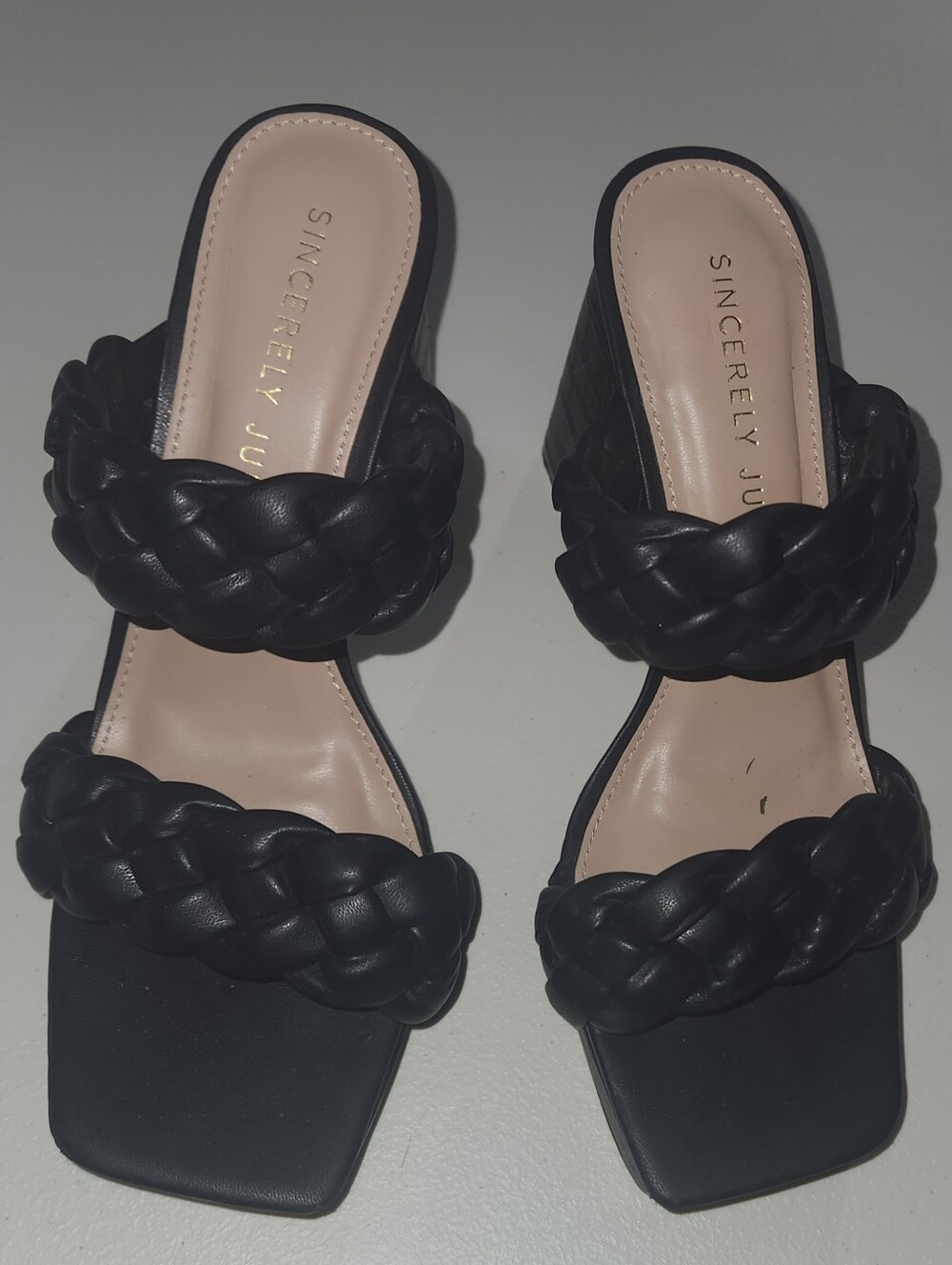 Sincerly Jules Black Braided Strap Block Heels Size 7.5